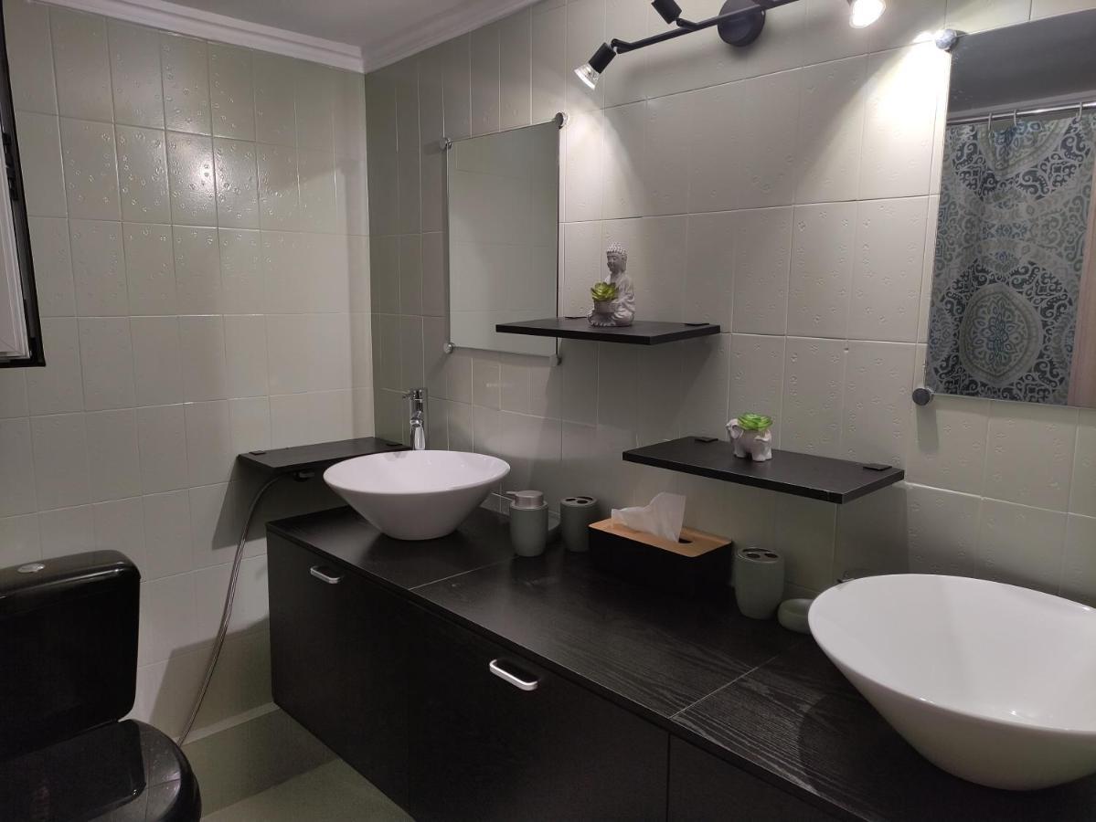 Love Truth Life Apartment Piraeus Bagian luar foto